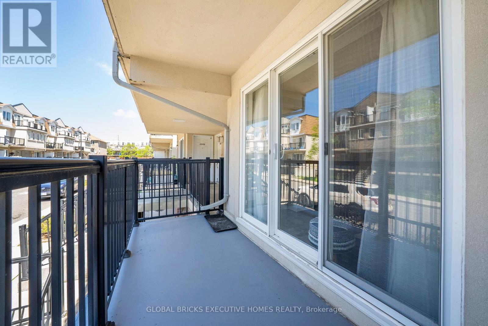 2054 - 3041 Finch Avenue W, Toronto, Ontario  M9M 0A4 - Photo 21 - W13241378