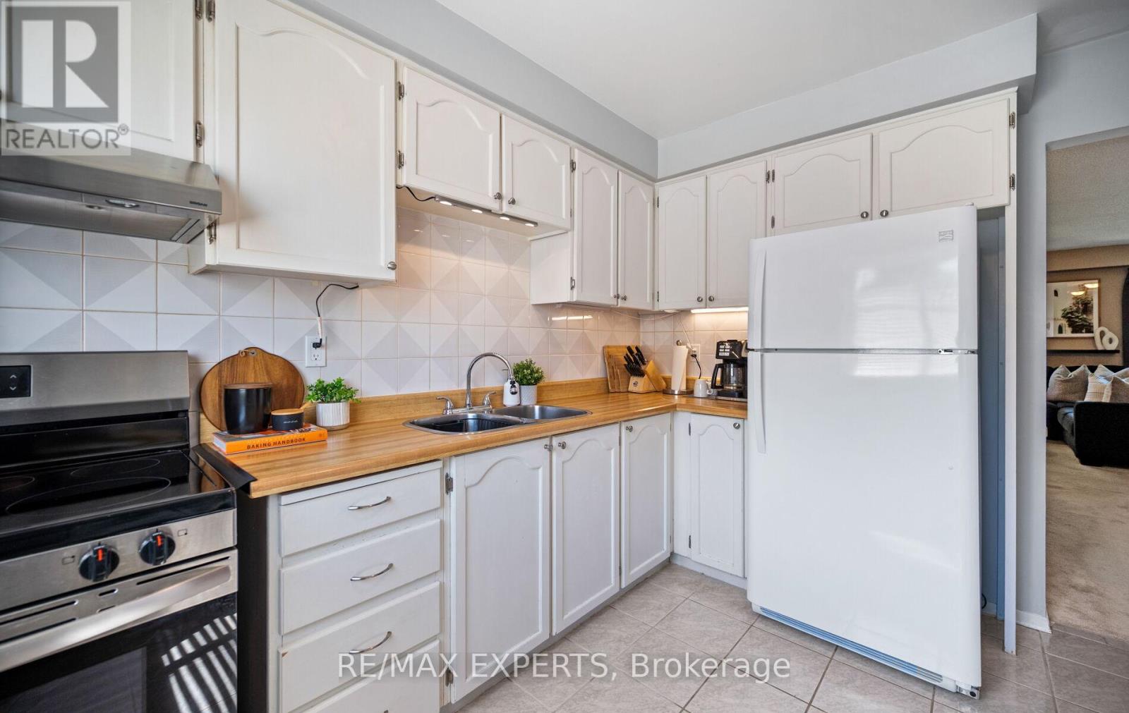 15 - 161 Moregate Crescent, Brampton, Ontario  L6S 3K9 - Photo 13 - W13241468