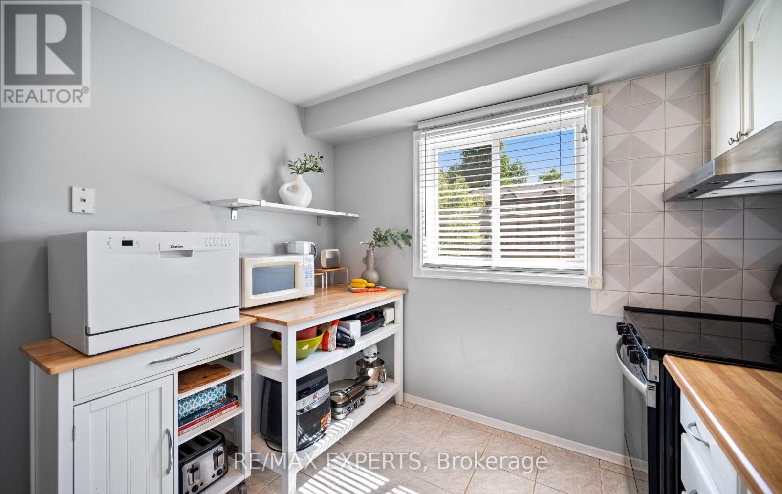 15 - 161 Moregate Crescent, Brampton, Ontario  L6S 3K9 - Photo 16 - W13241468