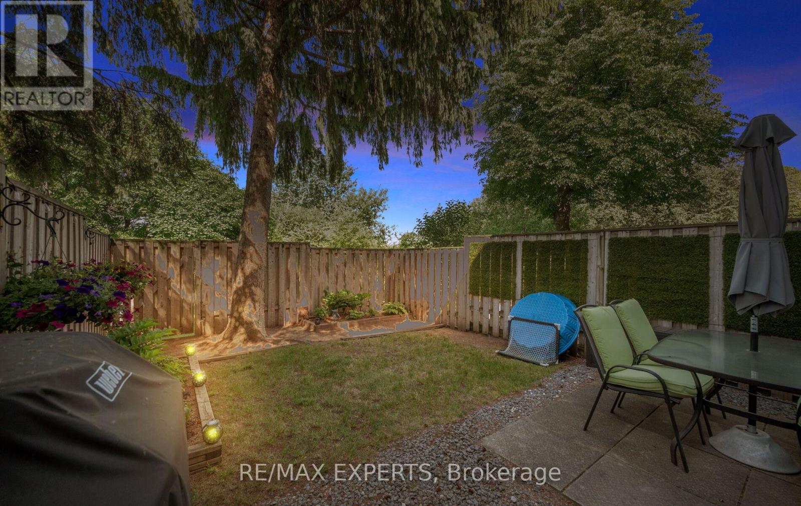 15 - 161 Moregate Crescent, Brampton, Ontario  L6S 3K9 - Photo 47 - W13241468