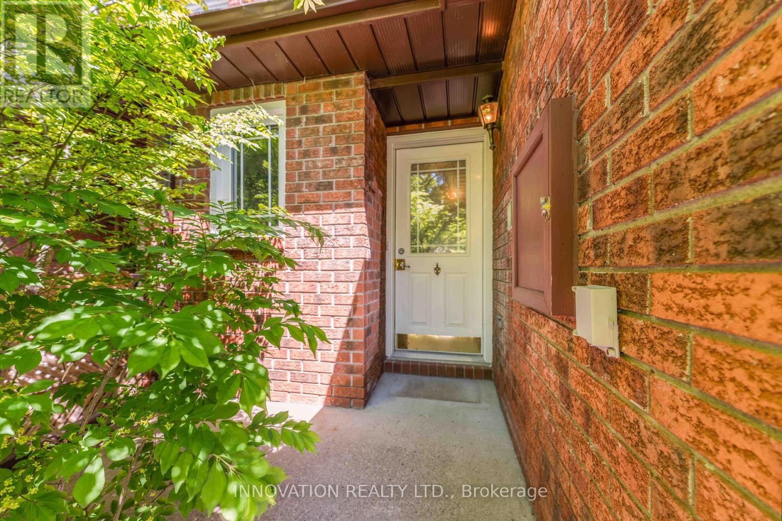 5 Harrington Court, Ottawa, Ontario  K2K 2S7 - Photo 3 - X13241580