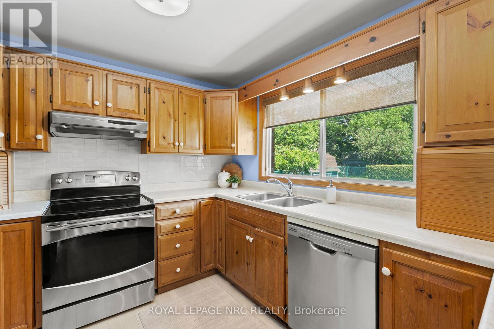 116 Windward Street, St. Catharines, Ontario  L2M 4C6 - Photo 11 - X13241488