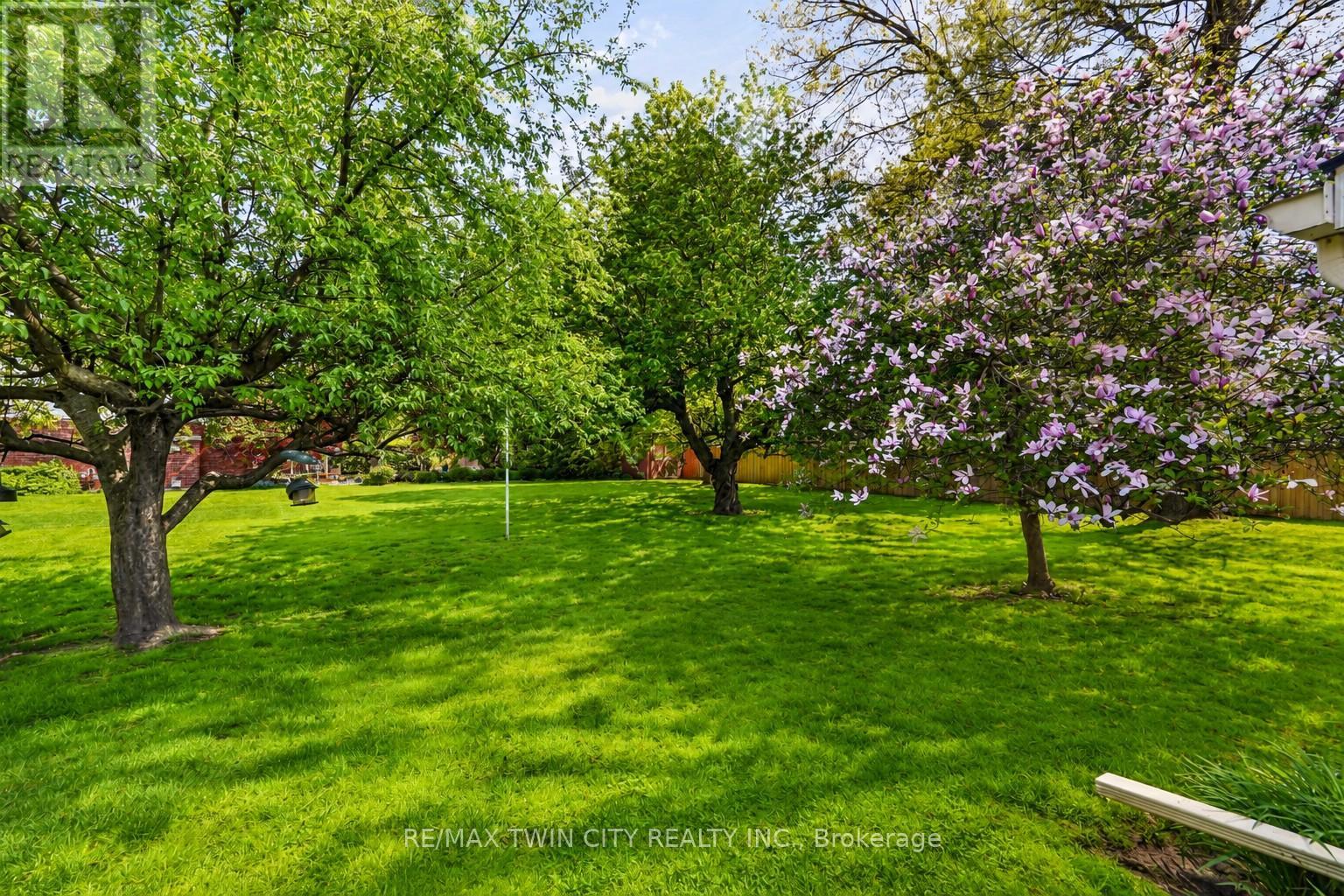 3 Fieldstone Circle, Brantford, Ontario  N3R 6S7 - Photo 45 - X13241126