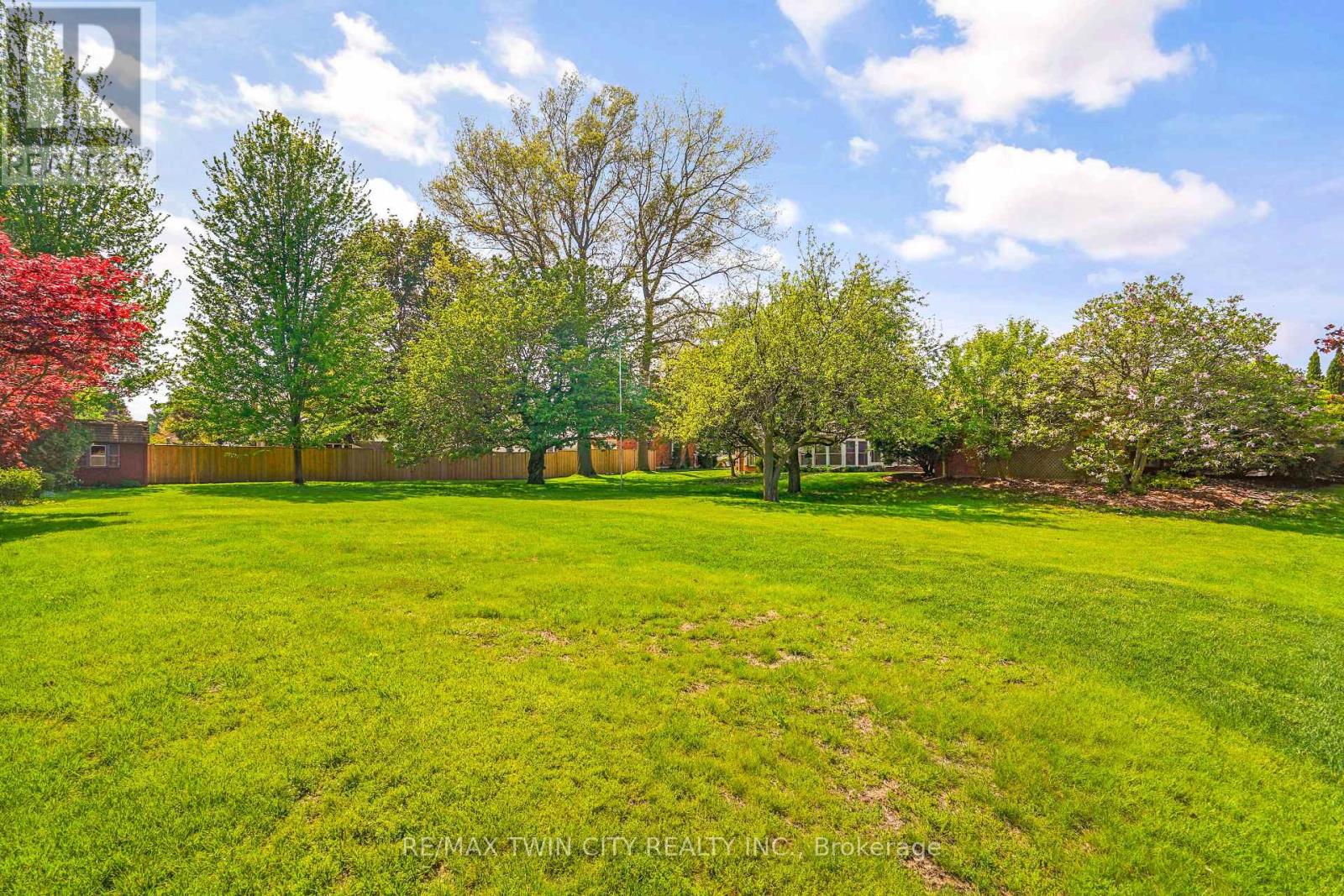 3 Fieldstone Circle, Brantford, Ontario  N3R 6S7 - Photo 47 - X13241126