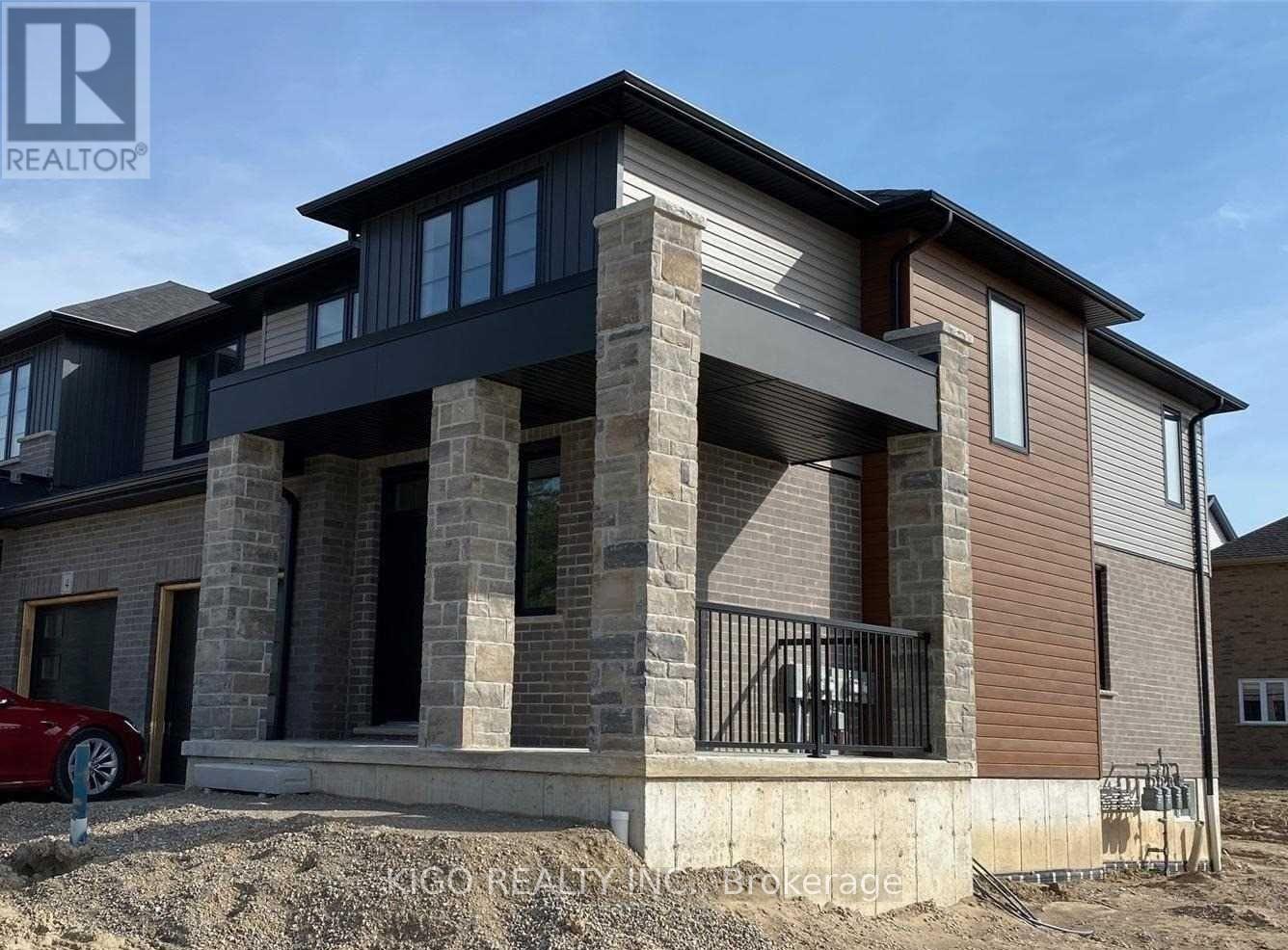 Unit #2 - 3025 Doyle Drive, London South, Ontario  N6M 0H2 - Photo 2 - X13241154