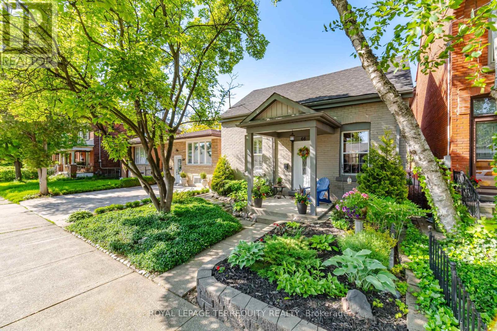 66 CHATHAM STREET, Hamilton, Ontario