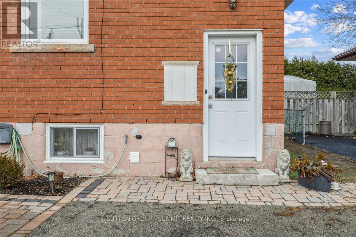Upper - 9 Grenadier Drive, Hamilton, Ontario  L8T 4C7 - Photo 4 - X13241364