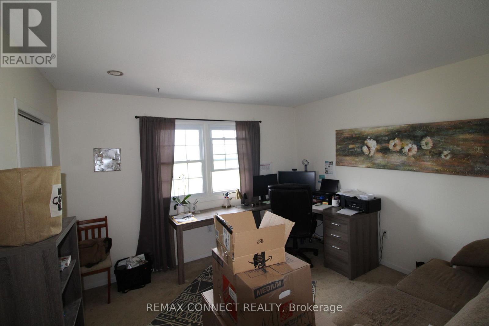 ..house - 10748 Mcewen Drive, Middlesex Centre, Ontario  N0M 1P0 - Photo 18 - X13241384