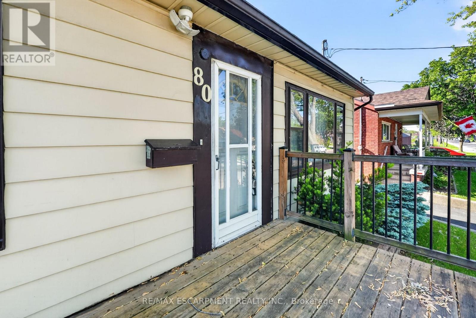 80 Walter Avenue N, Hamilton, Ontario  L8H 5P7 - Photo 2 - X13241442