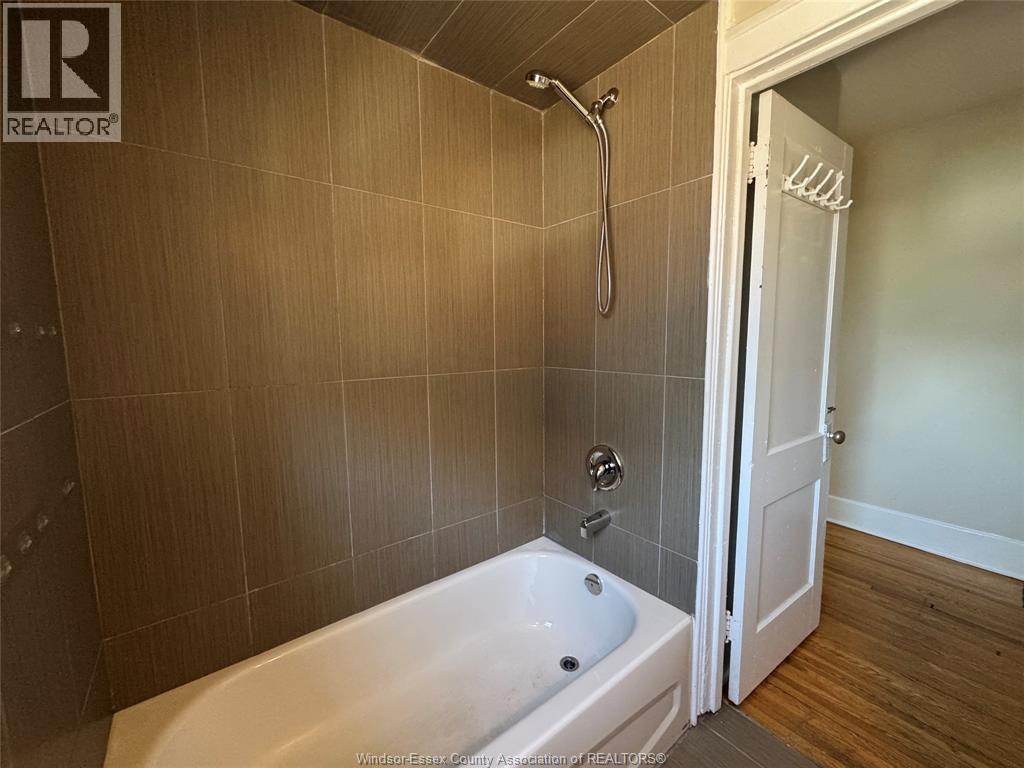 290 Vista Unit# 4, Windsor, Ontario  N9B 1H9 - Photo 17 - 26013147