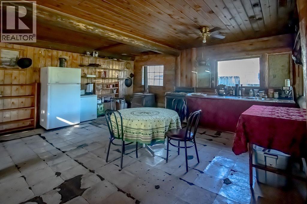 10932 Pinchi Lake Road, Fort St. James, British Columbia  V0J 1P0 - Photo 15 - R3131617
