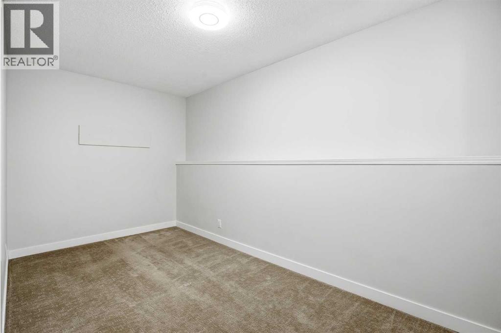 187 Templeton Circle Ne, Calgary, Alberta  T1Y 4G6 - Photo 29 - A2317903