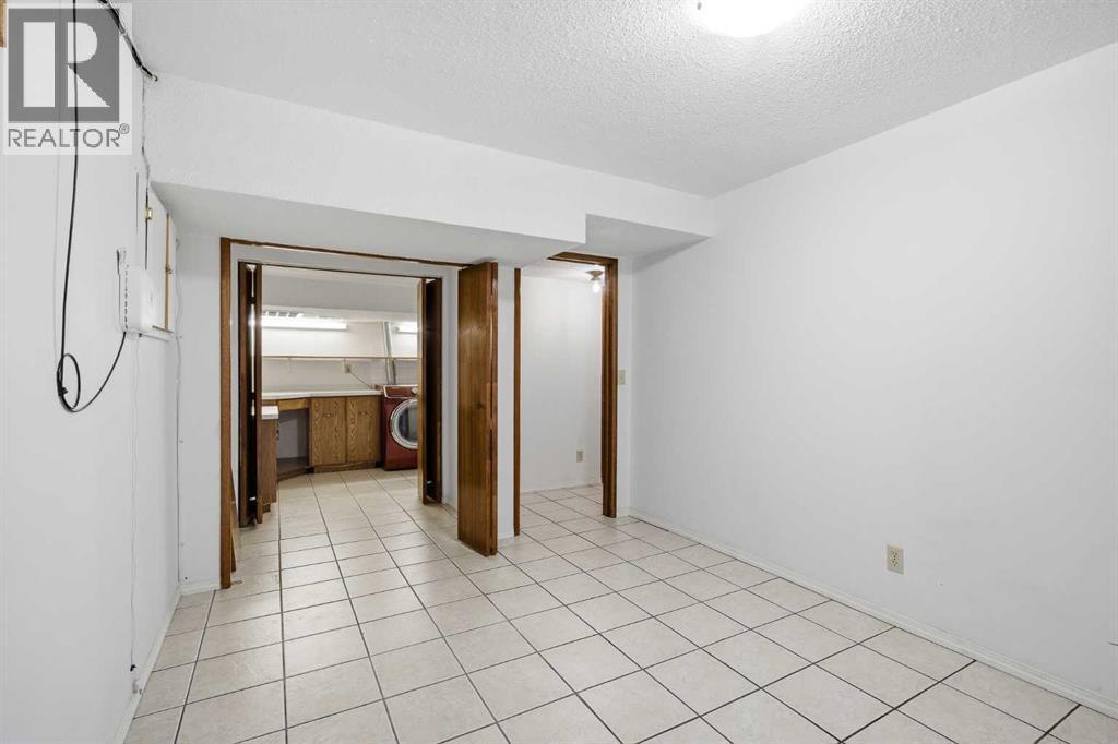 187 Templeton Circle Ne, Calgary, Alberta  T1Y 4G6 - Photo 35 - A2317903
