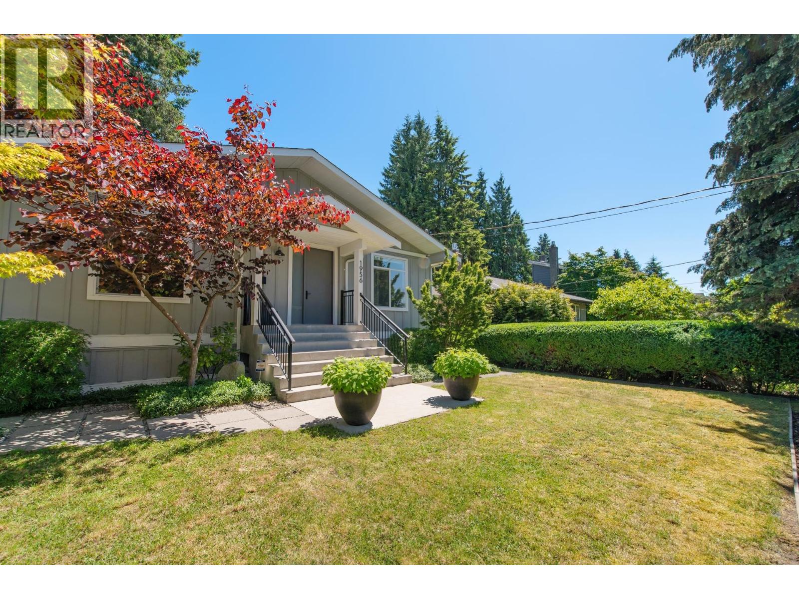 1956 WESTVIEW DRIVE