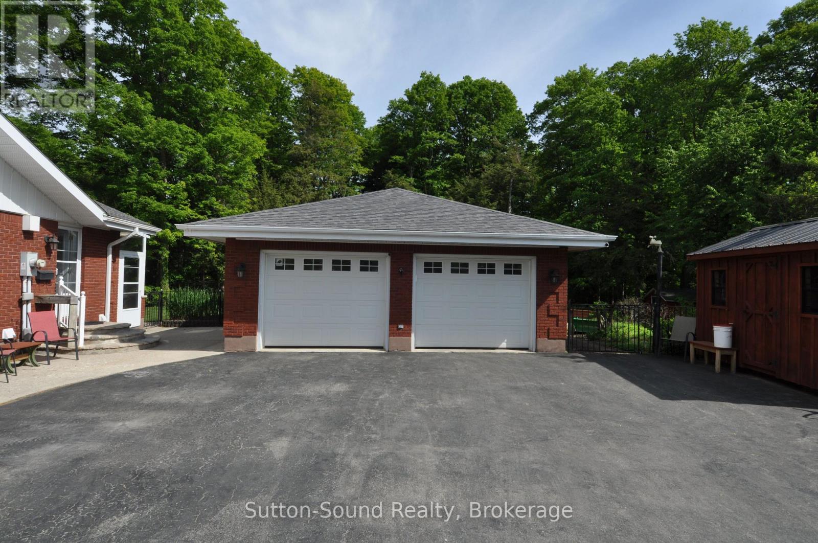 294 Forest Hill Drive, Georgian Bluffs, Ontario  N4K 5N6 - Photo 2 - X13241496