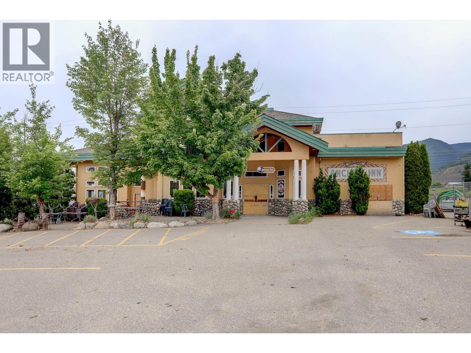 3030 Smith Drive, Armstrong, British Columbia  V4Y 0A1 - Photo 3 - 10389690