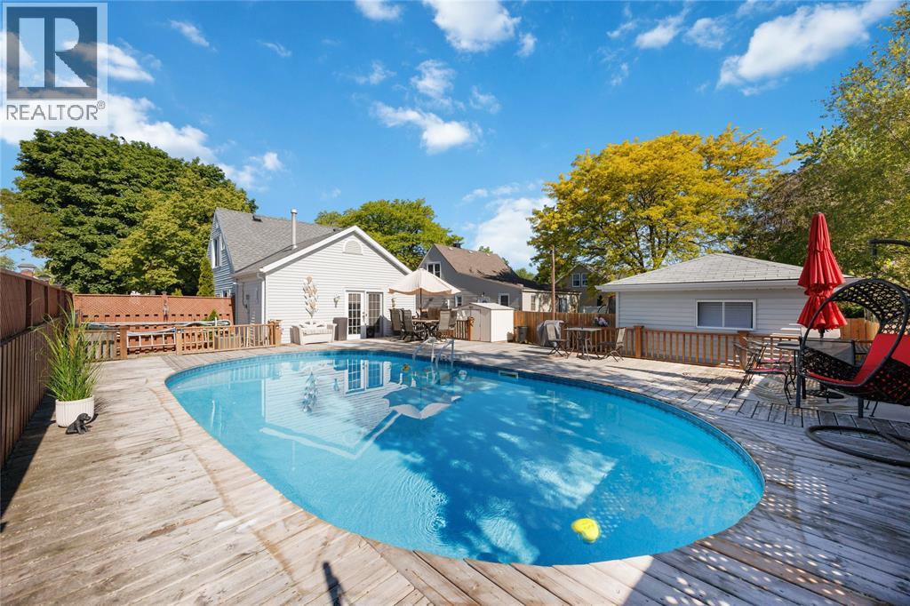 614 Cherry Drive, Sarnia photo 4