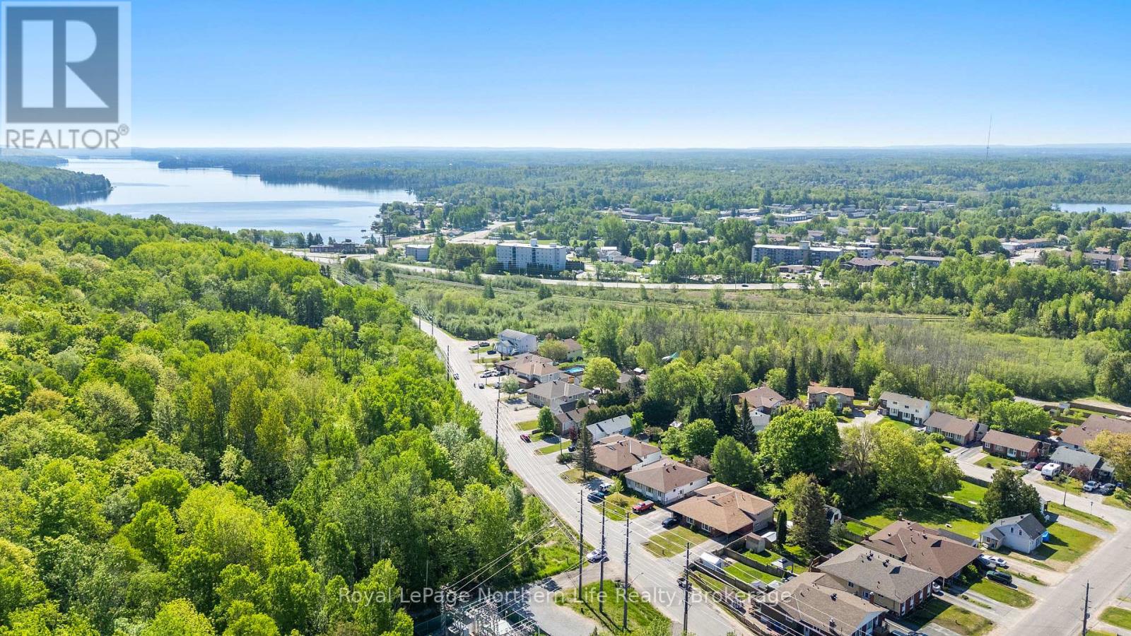 1333 Ski Club Road, North Bay, Ontario  P1B 8E7 - Photo 4 - X13241486