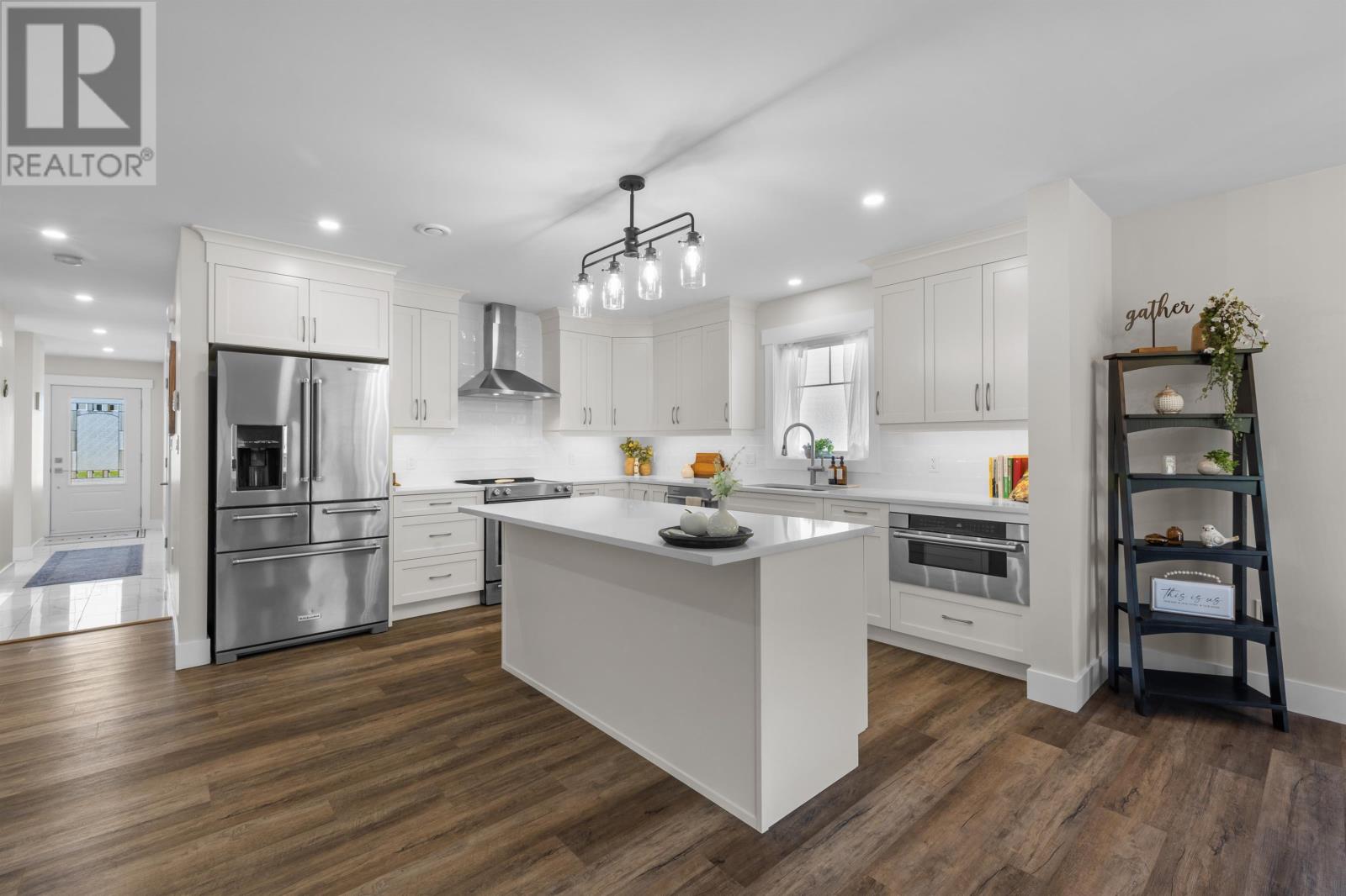 6 Balderson Court, Stratford, Prince Edward Island  C1B 4H1 - Photo 8 - 202613288