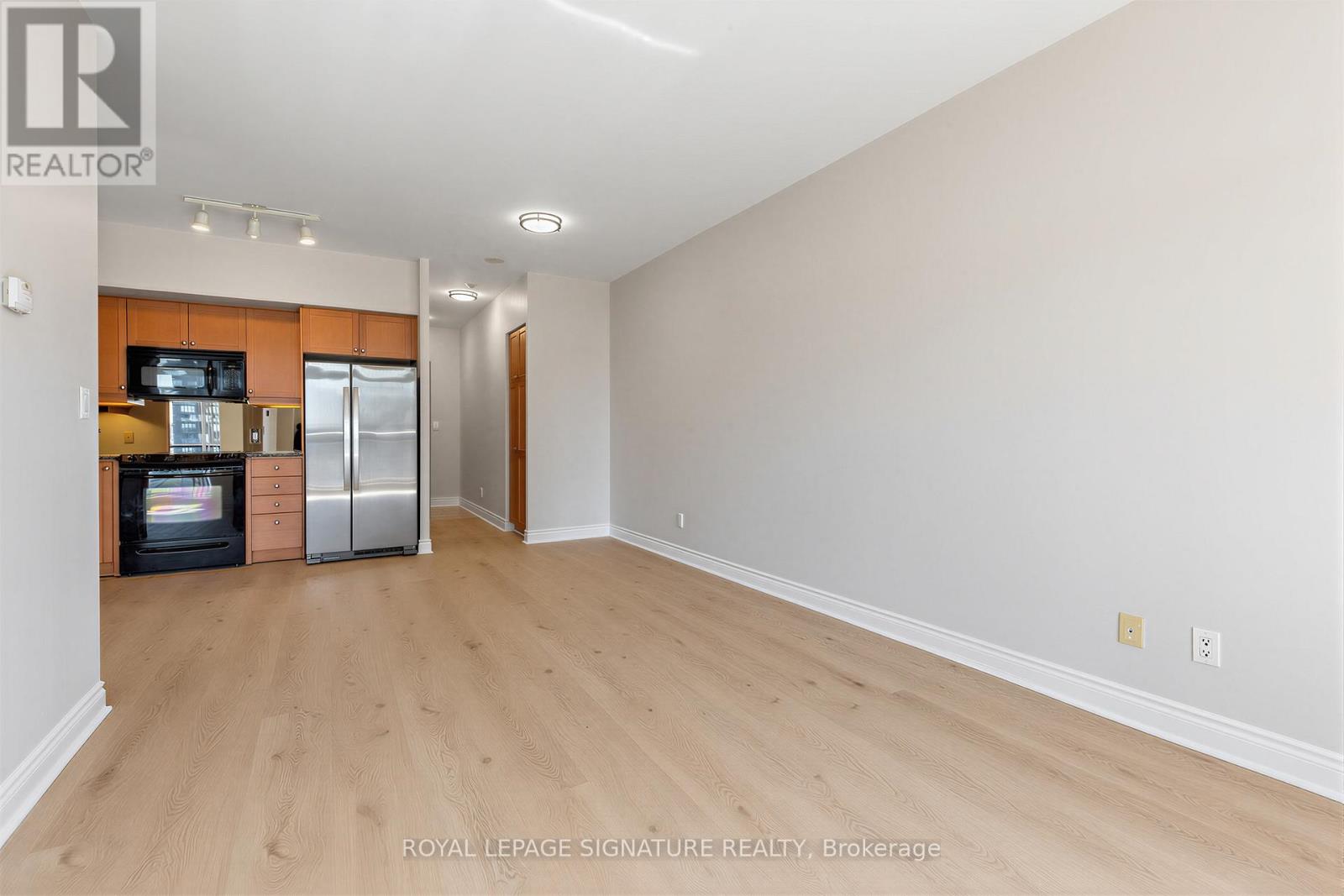 1408 - 1105 Leslie Street, Toronto, Ontario  M3C 4G9 - Photo 6 - C13241572