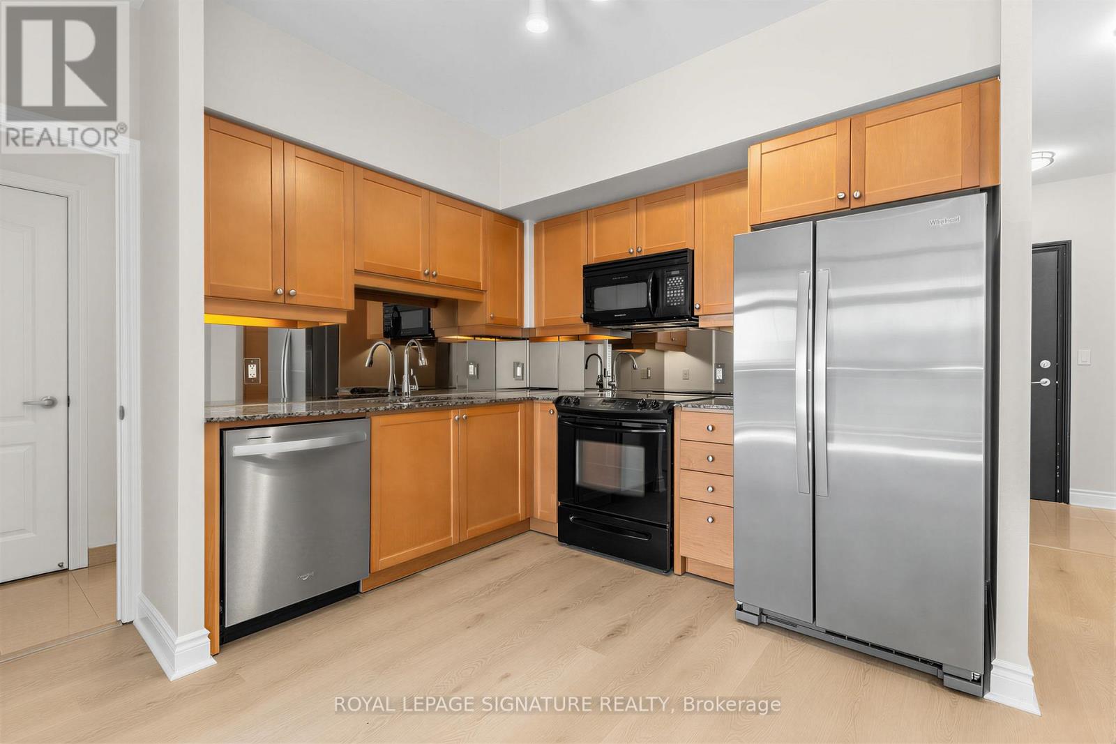 1408 - 1105 Leslie Street, Toronto, Ontario  M3C 4G9 - Photo 9 - C13241572