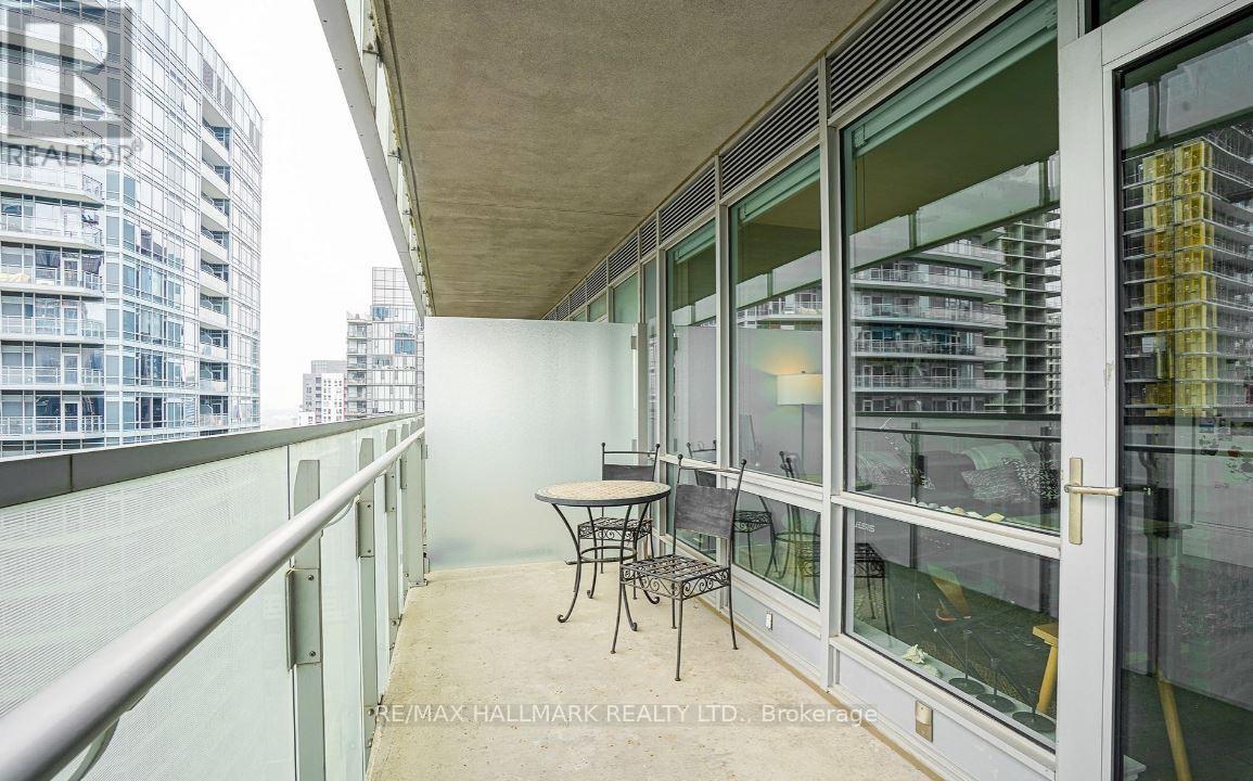 3704 - 80 John Street, Toronto, Ontario  M5V 3X4 - Photo 11 - C13241620