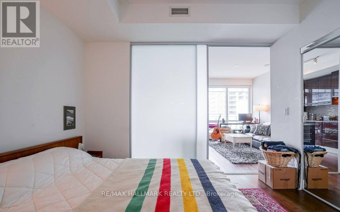 3704 - 80 John Street, Toronto, Ontario  M5V 3X4 - Photo 15 - C13241620