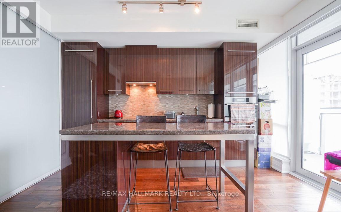 3704 - 80 John Street, Toronto, Ontario  M5V 3X4 - Photo 7 - C13241620