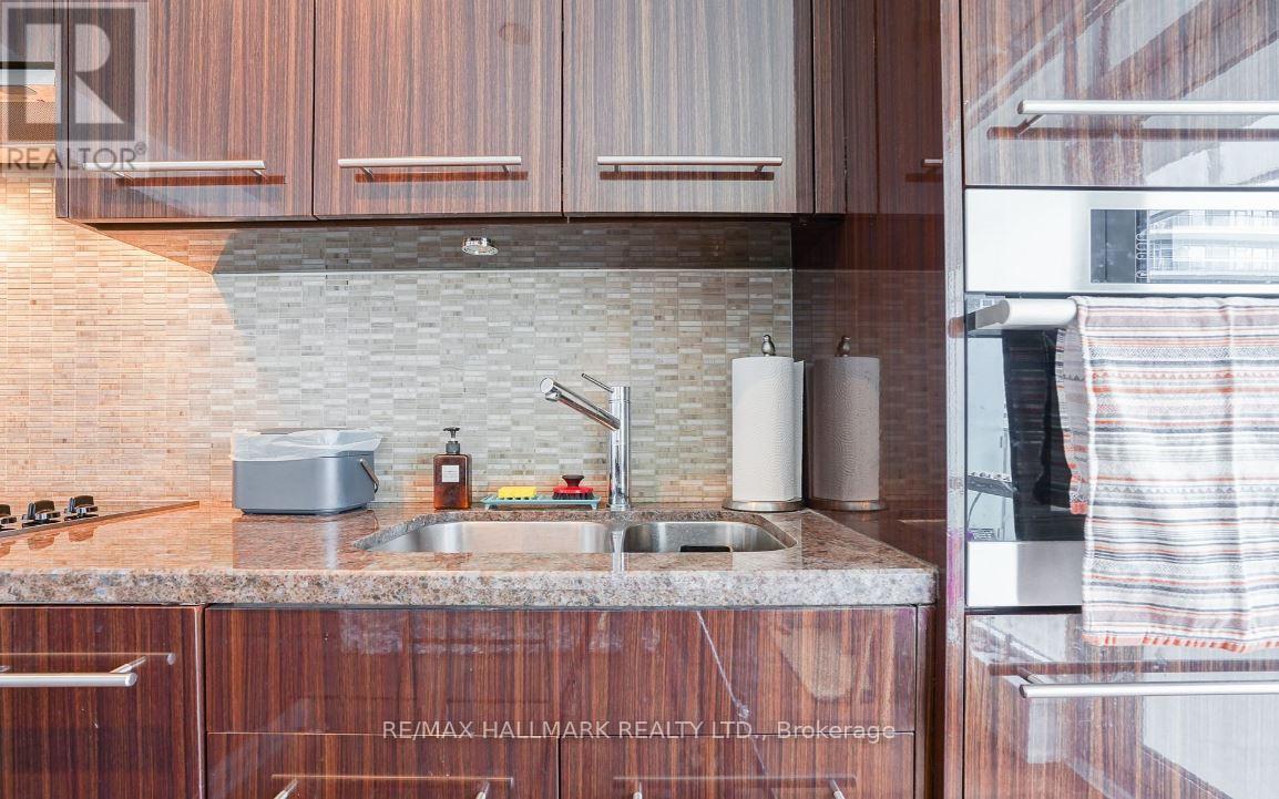 3704 - 80 John Street, Toronto, Ontario  M5V 3X4 - Photo 9 - C13241620