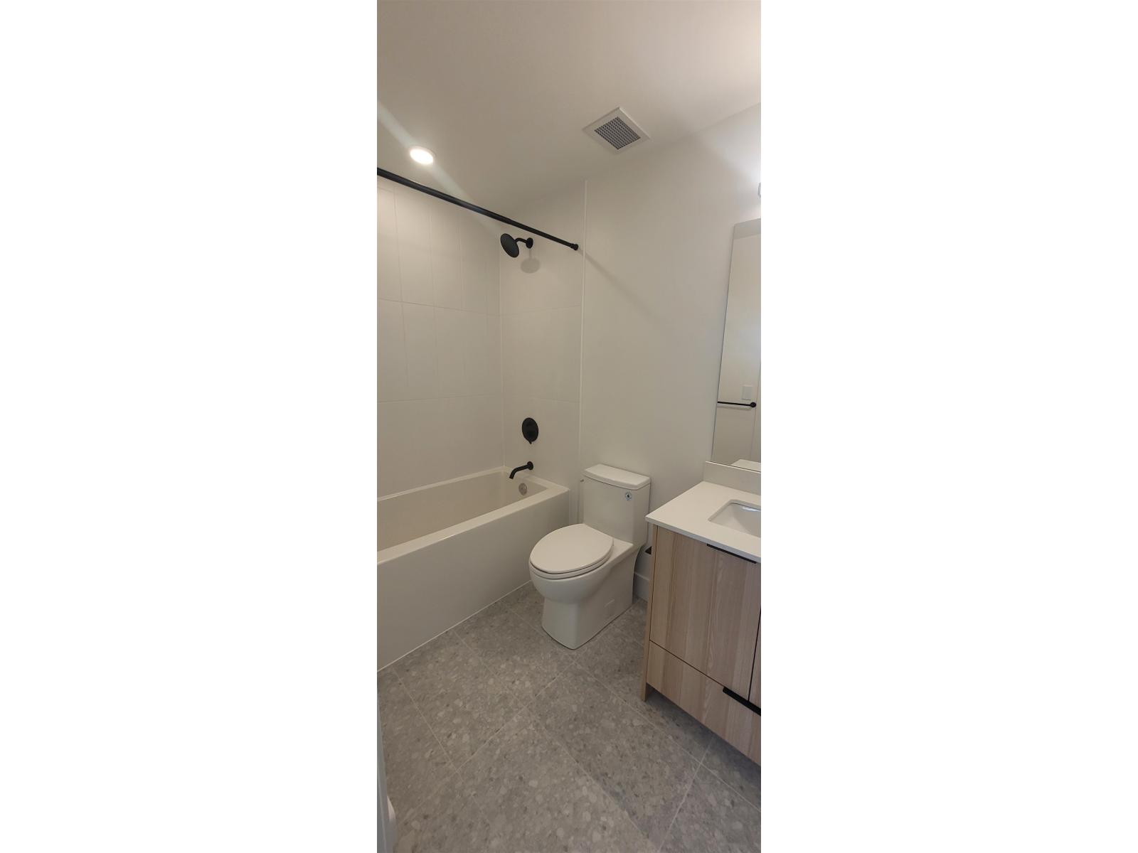 612 20769 Fraser Highway, Langley, British Columbia  V3A 0S4 - Photo 6 - R3132255