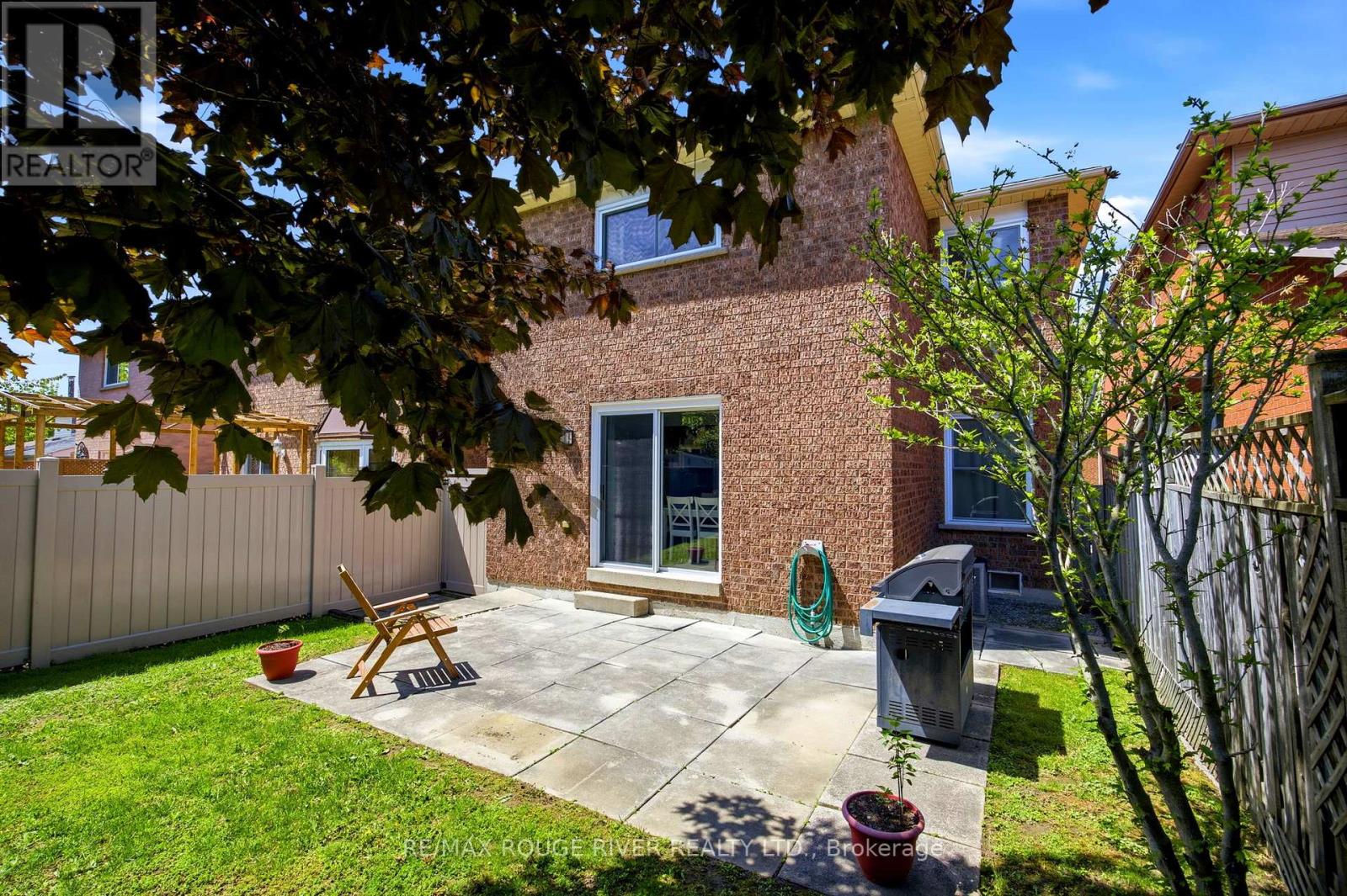 25 Cobblestone Drive, Whitby, Ontario  L1R 2A4 - Photo 26 - E13241588