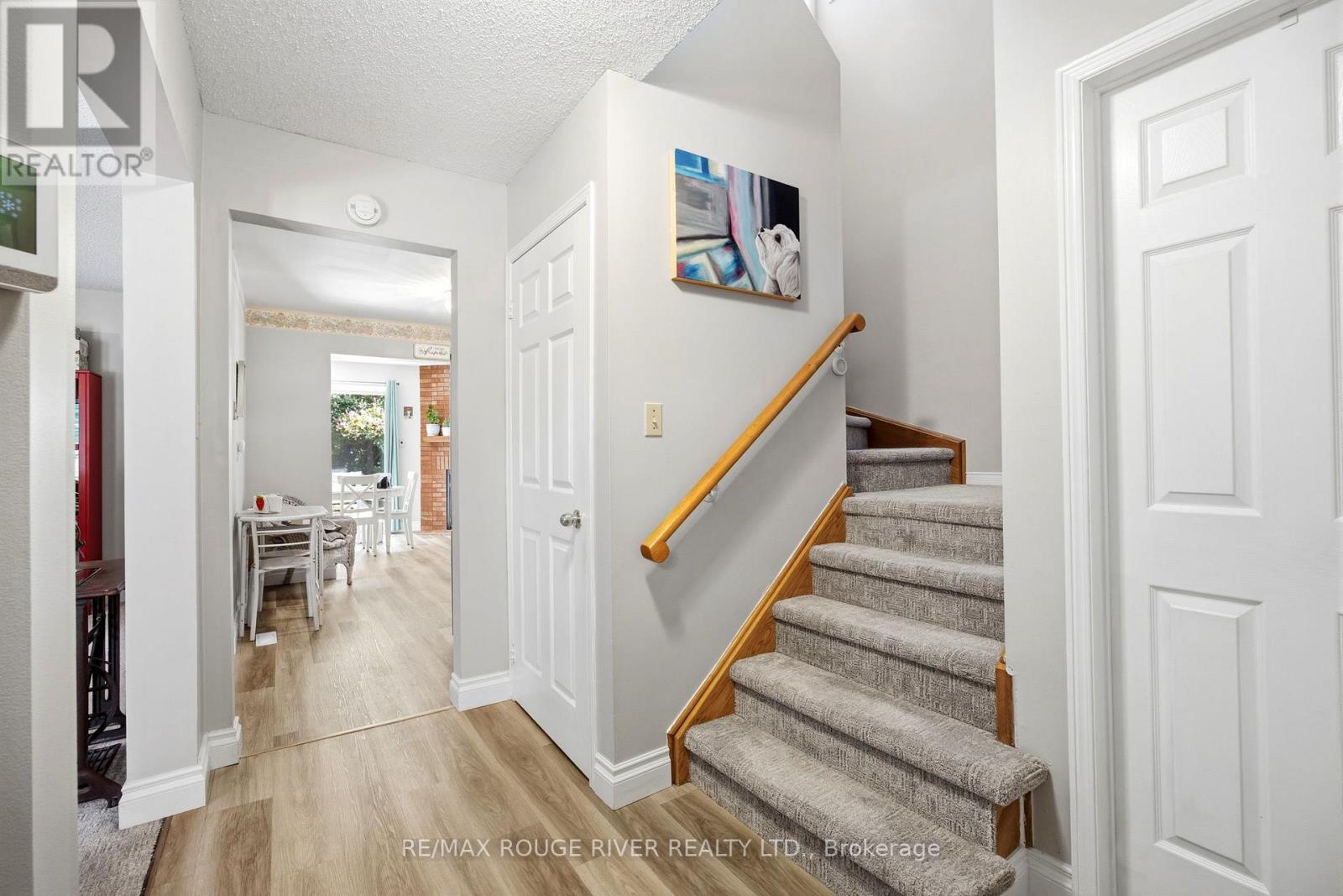 25 Cobblestone Drive, Whitby, Ontario  L1R 2A4 - Photo 5 - E13241588