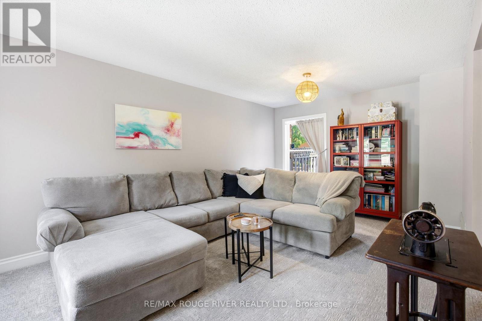 25 Cobblestone Drive, Whitby, Ontario  L1R 2A4 - Photo 6 - E13241588