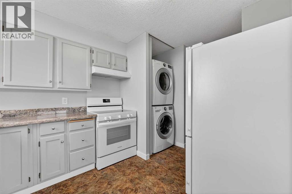 902, 145 Point Drive Nw, Calgary, Alberta  T3B 4W1 - Photo 10 - A2316731