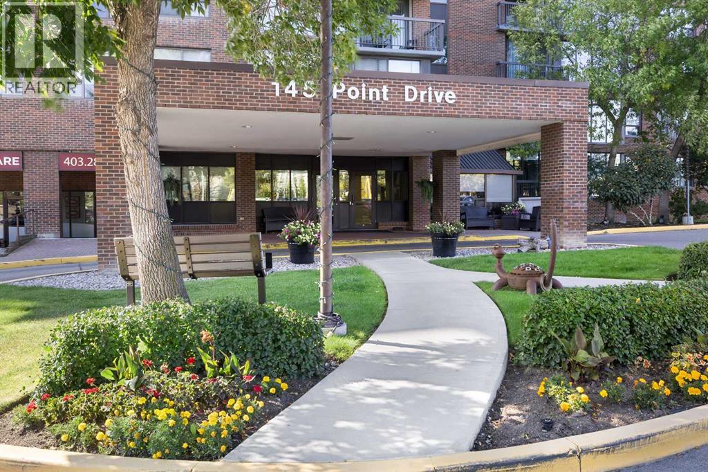 902, 145 Point Drive Nw, Calgary, Alberta  T3B 4W1 - Photo 4 - A2316731