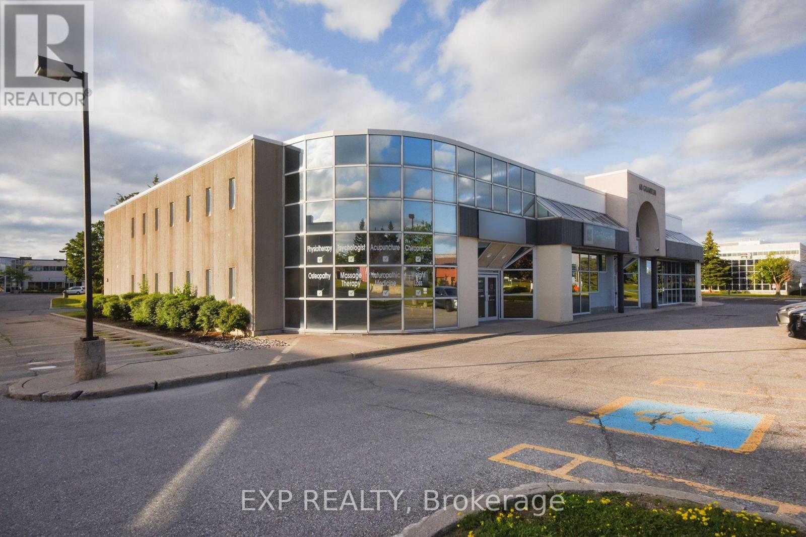 101 Office T - 60 Granton Drive, Richmond Hill, Ontario  L4B 2N6 - Photo 2 - N13241490