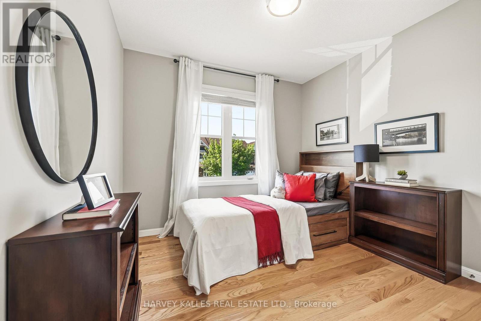 10 Dougherty Crescent, Whitchurch-Stouffville, Ontario  L4A 0A3 - Photo 16 - N13241574