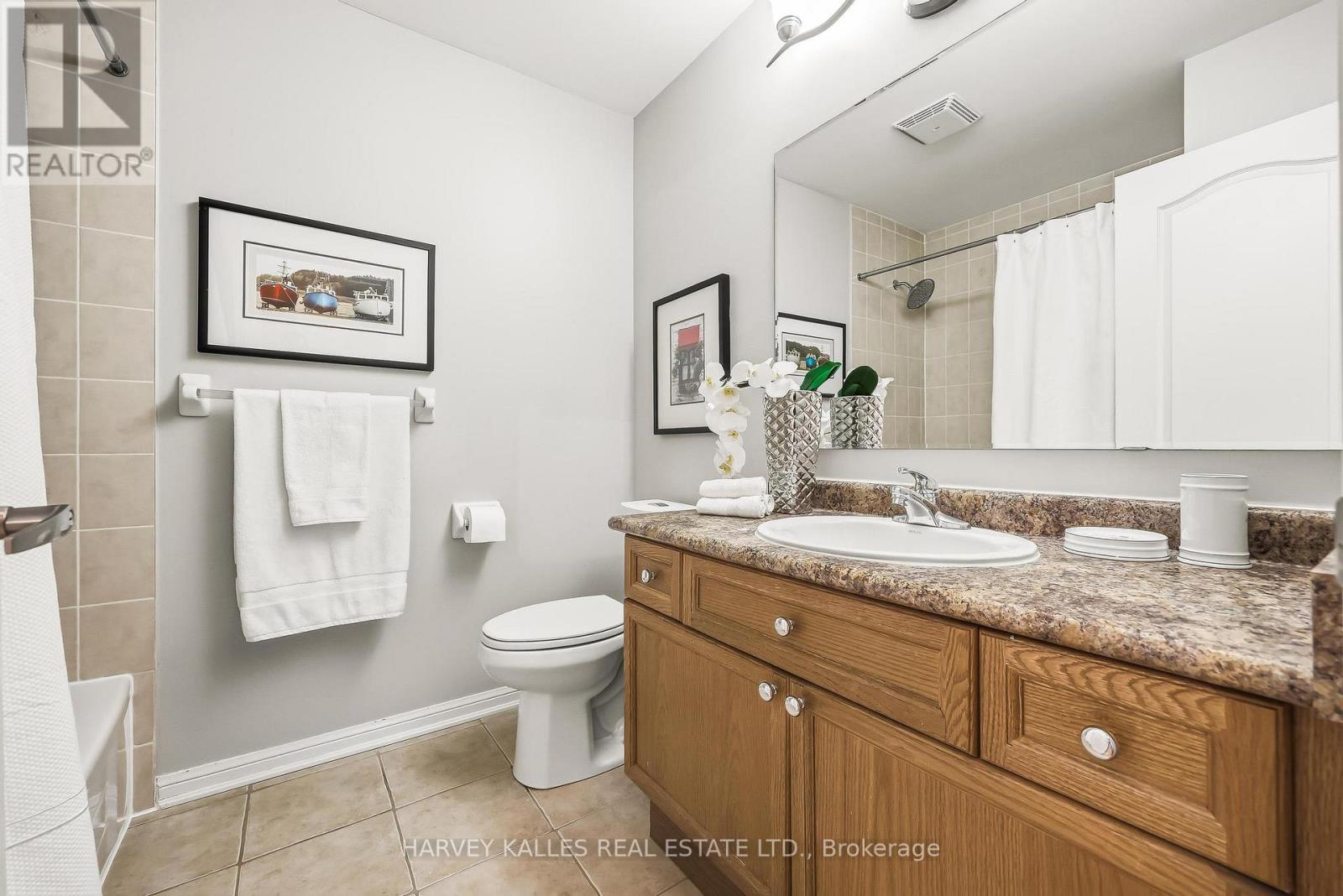 10 Dougherty Crescent, Whitchurch-Stouffville, Ontario  L4A 0A3 - Photo 17 - N13241574