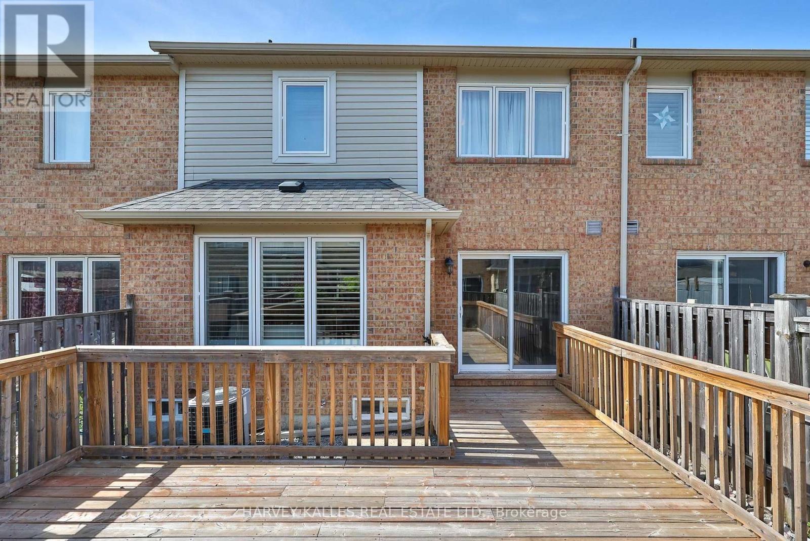 10 Dougherty Crescent, Whitchurch-Stouffville, Ontario  L4A 0A3 - Photo 23 - N13241574