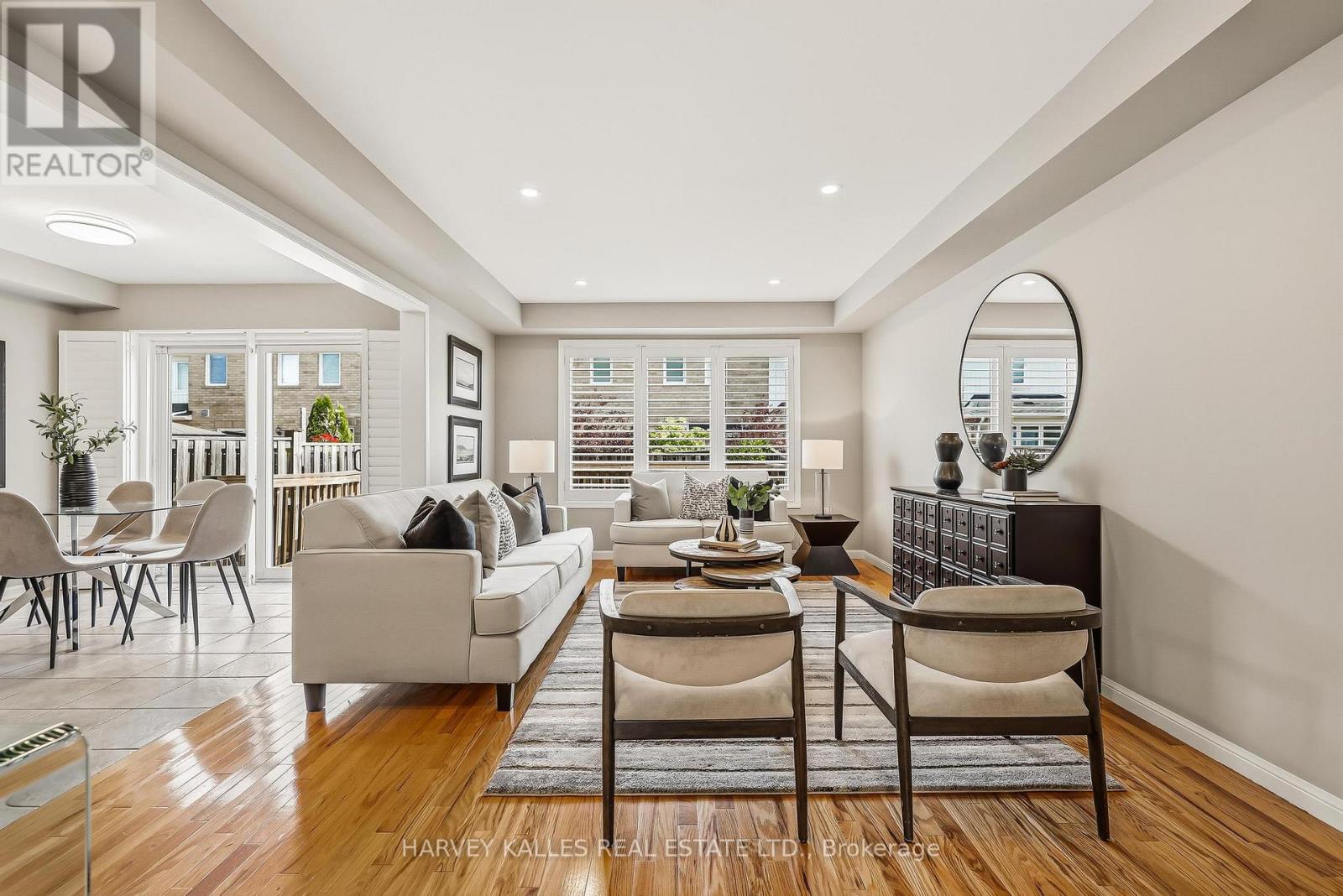 10 Dougherty Crescent, Whitchurch-Stouffville, Ontario  L4A 0A3 - Photo 6 - N13241574