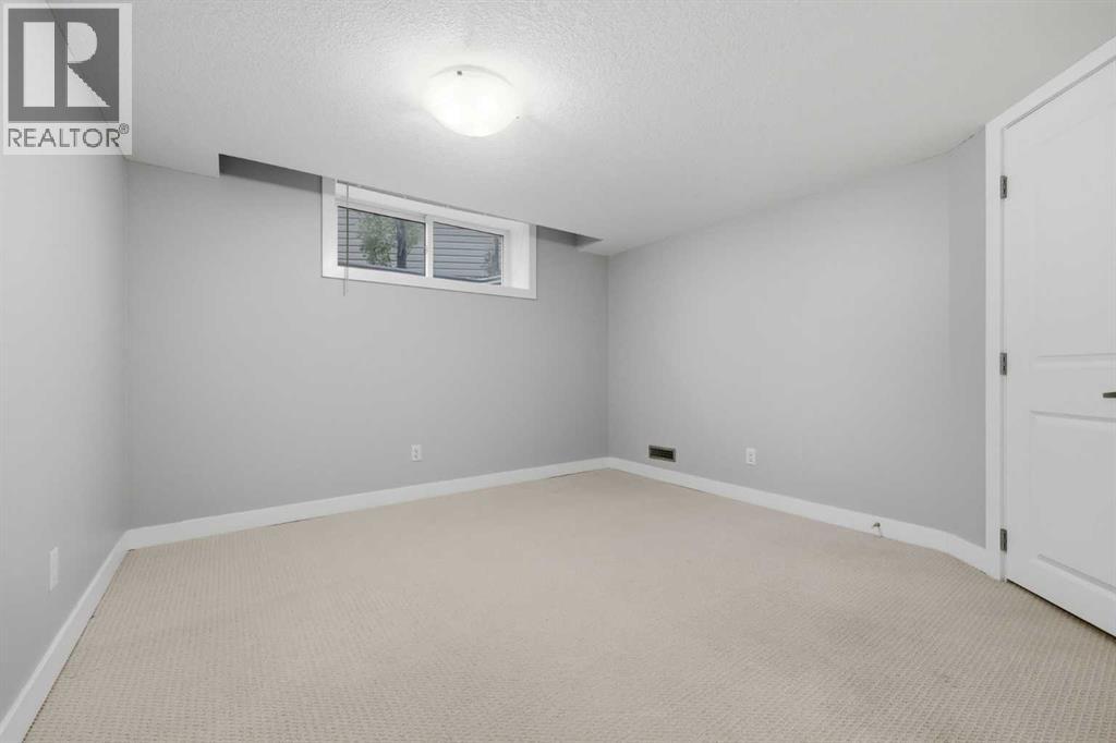 64 Panton Heights Nw, Calgary, Alberta  T3K 0W3 - Photo 33 - A2317353