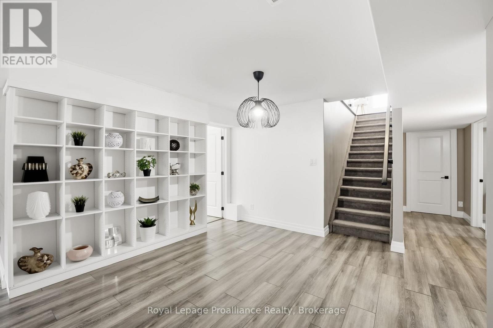 31 Gavin Crescent, Quinte West, Ontario  K8V 0H2 - Photo 28 - X13241684