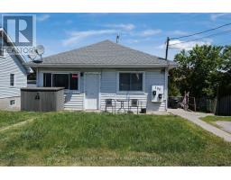 100 CROWN STREET, Quinte West, Ontario