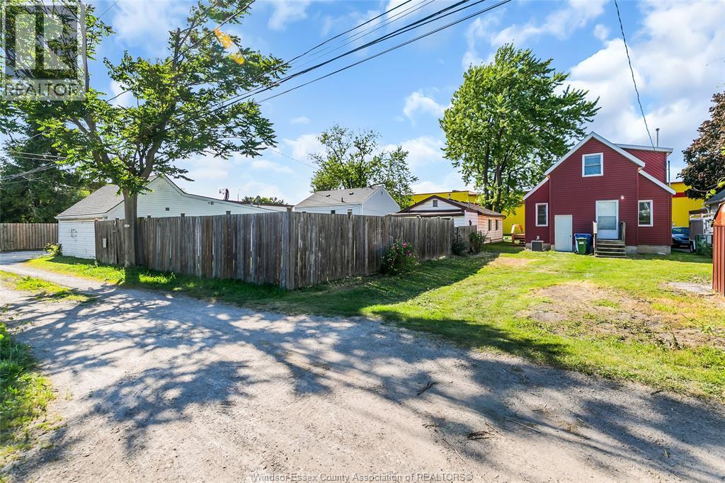 551 Hildegarde Street, Windsor, Ontario  N8X 2Z4 - Photo 23 - 26013124