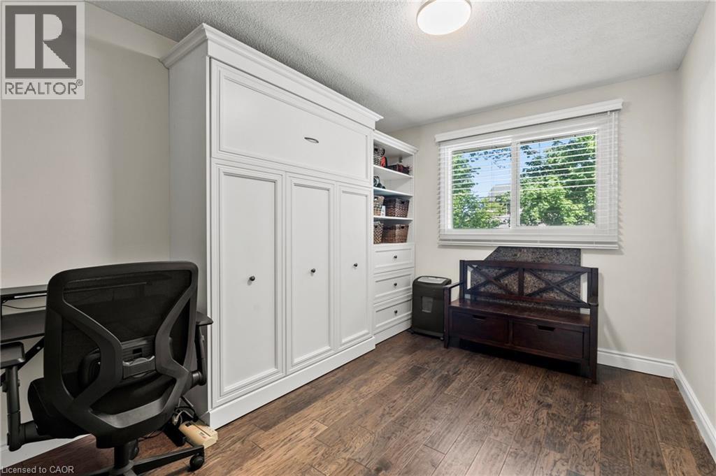 4513 Carriage Road, Beamsville, Ontario  L3J 0C4 - Photo 15 - 40835095