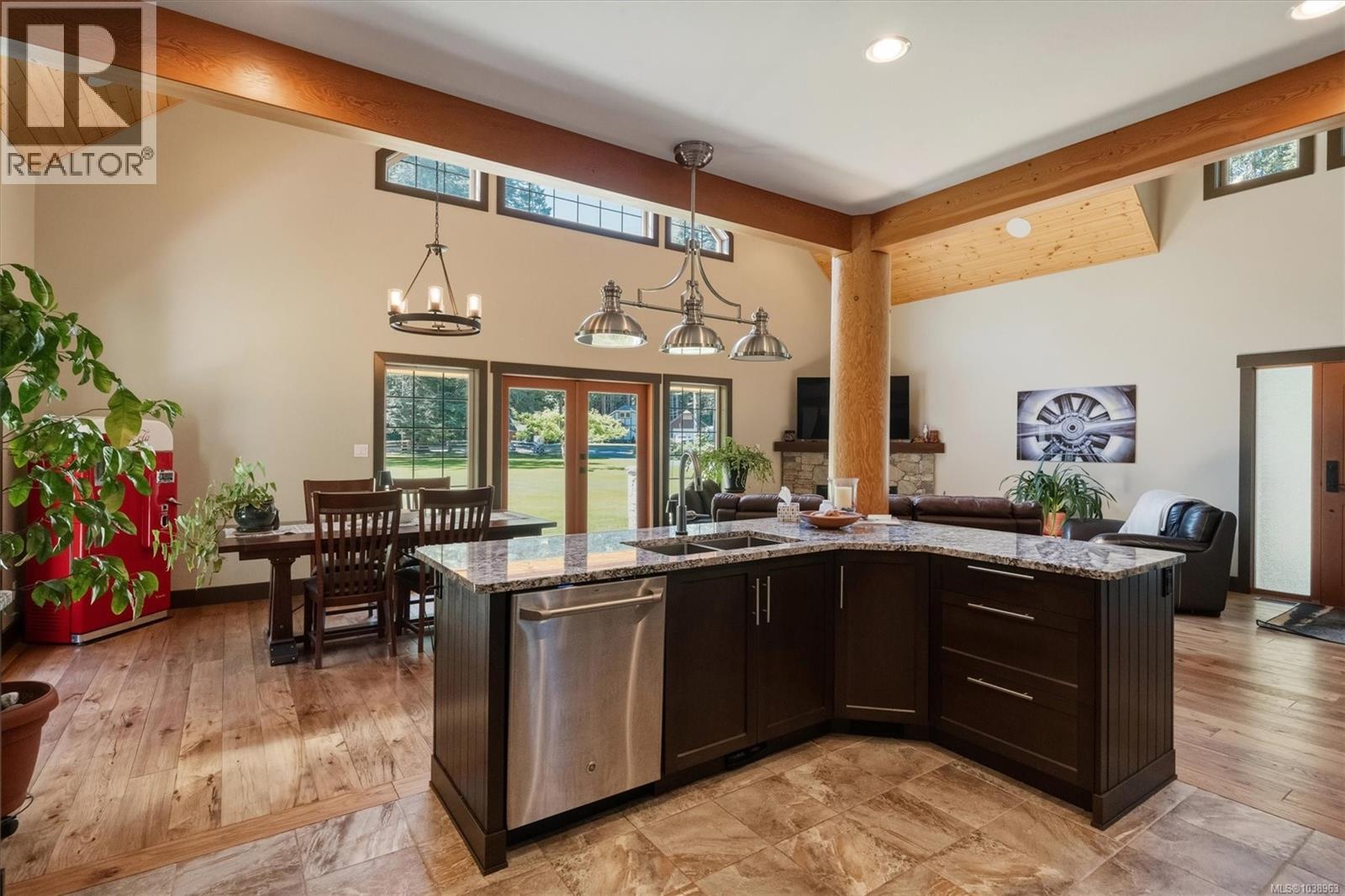 352 Ships Point Rd, Fanny Bay, British Columbia  V0R 1W0 - Photo 10 - 1038963
