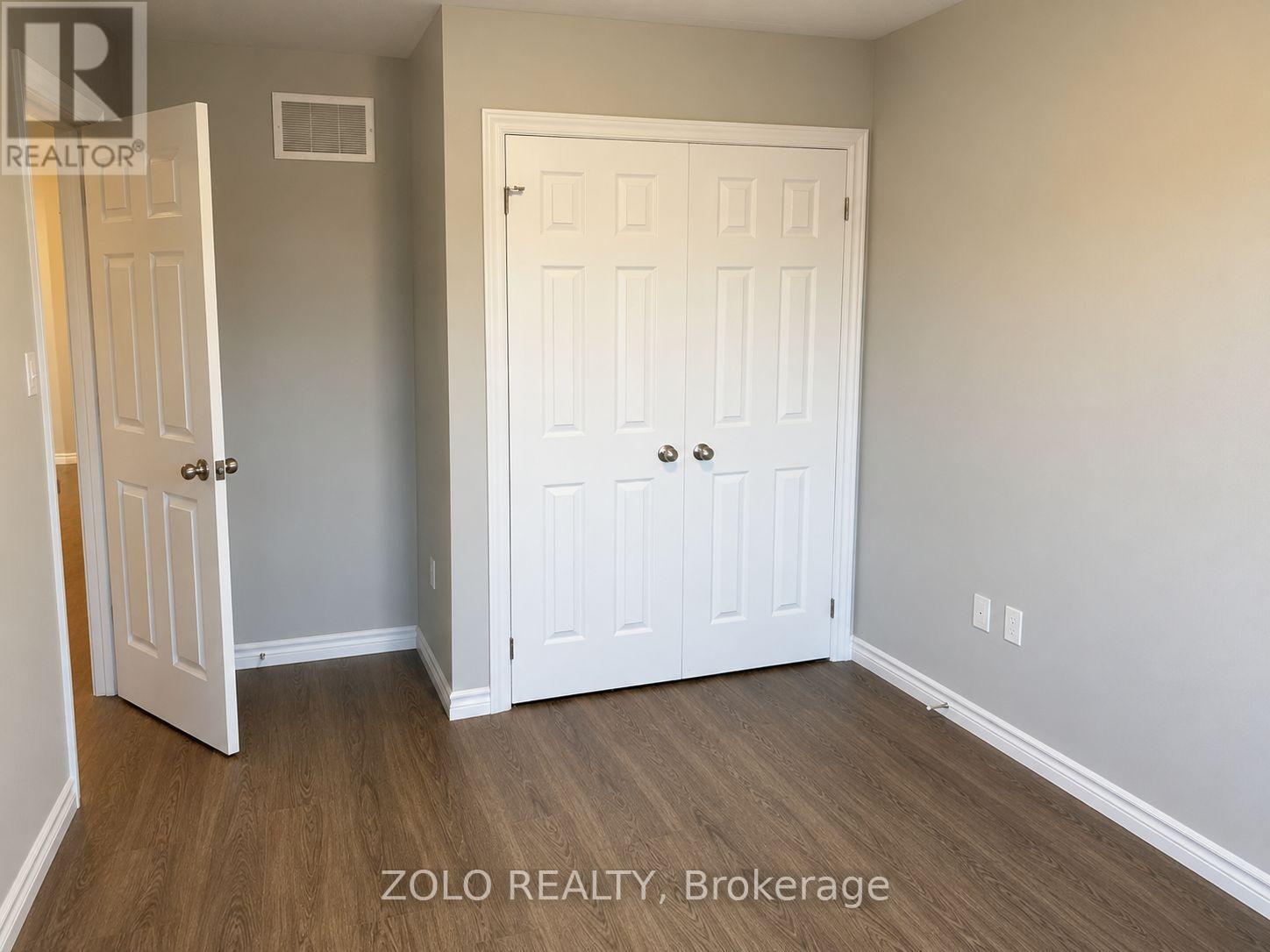 172 Oat Lane, Kitchener, Ontario  N2R 0S8 - Photo 5 - X13241916
