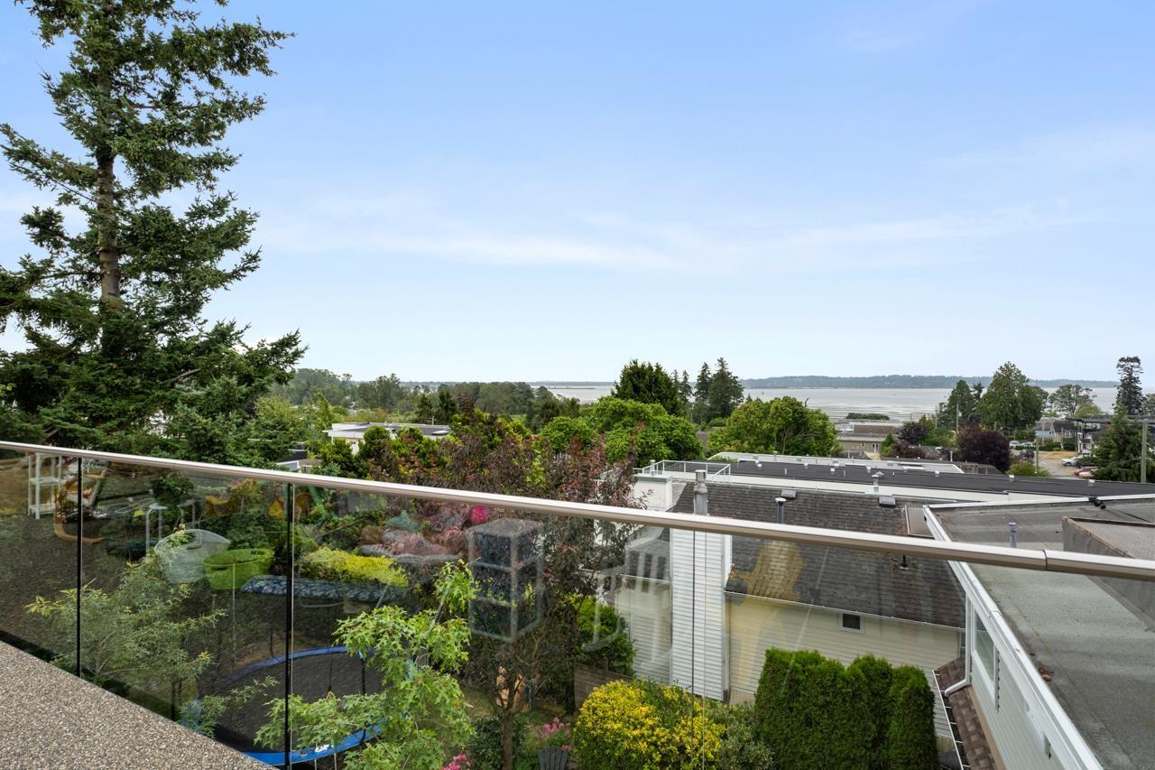 952 Parker Street, White Rock, British Columbia  V3S 8E8 - Photo 33 - R3131352