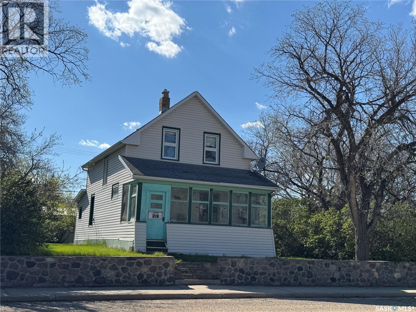 218 Main Street, Mossbank, Saskatchewan  S0H 3G0 - Photo 2 - SK037918