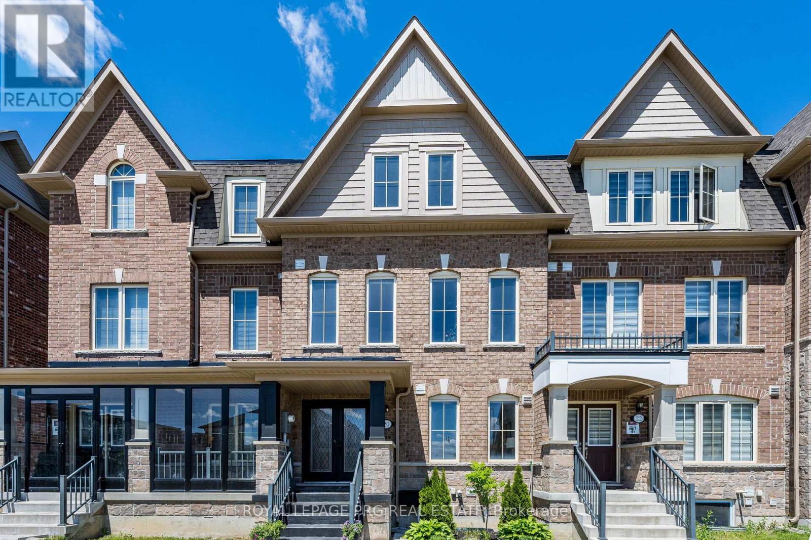 20 REMEMBRANCE ROAD, Brampton, Ontario